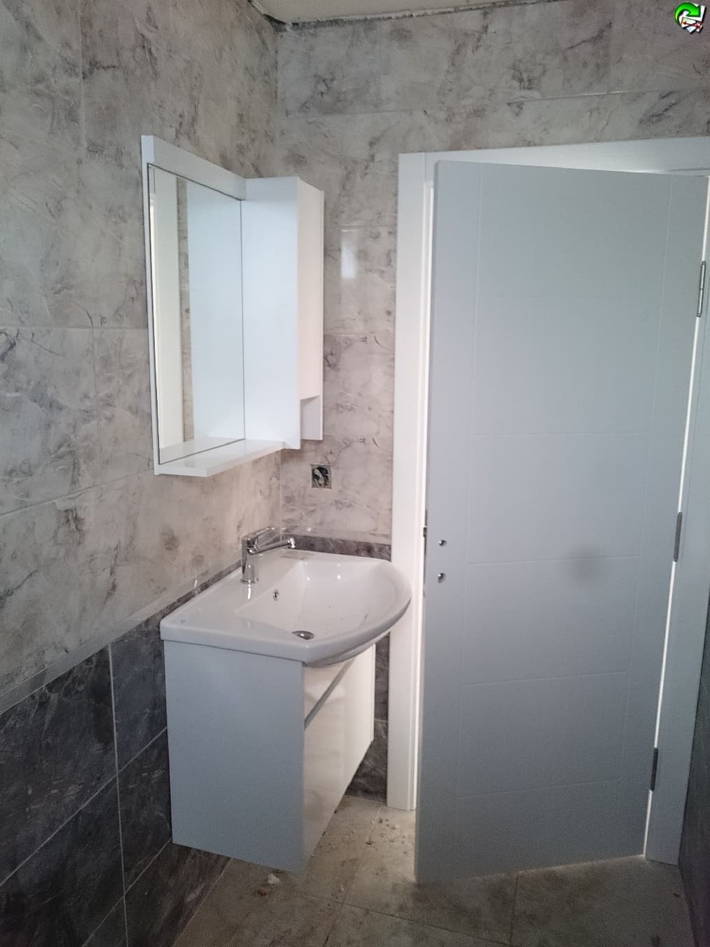 Akyüzler Hasan Bey Apartmanı-40